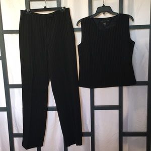 Black & white pinstripe wide-leg pants